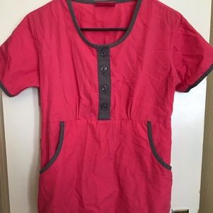 Scrub top